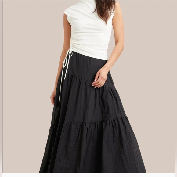 Modern Citizen Dresses & Skirts - Modern Citizen Runa Tiered Maxi Skirt Black Asymmetrical Sz M | Minimalist